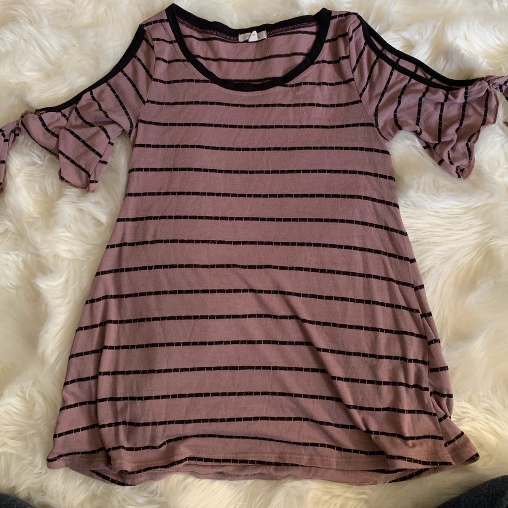 women’s maurice’s cold shoulder top